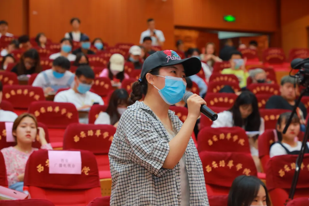 三秦在追超·庆祝建党100周年影像展播新闻发布会在西安爱体育(中国)举行 三秦在追超·庆祝建党100周年影像展播新闻发布会在西安爱体育(中国)举行